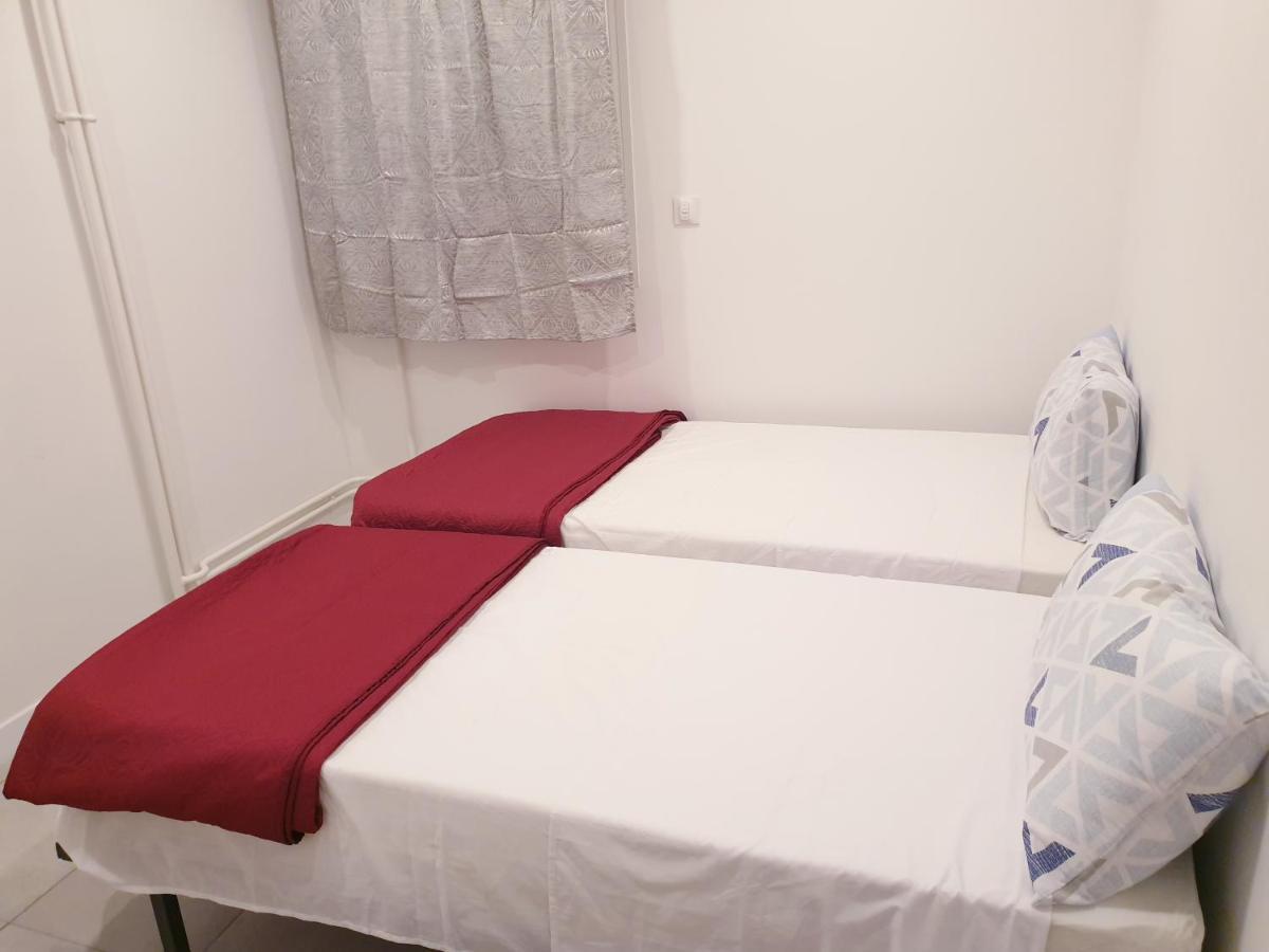 Appartements Renove 2023 Proche Aeroport 5Min, Gare Sncf 2 Min, Tramway Au Pied De L'Immeuble , Parking Possible, Renovated Apartments 2023 Near The Airport 5 Min, Train Station 2 Min, Tram Next To The Building 1 Min, Parking Possible Nice Exterior photo